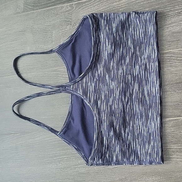 Offline Sports Bra size Small - Picture 2 of 4